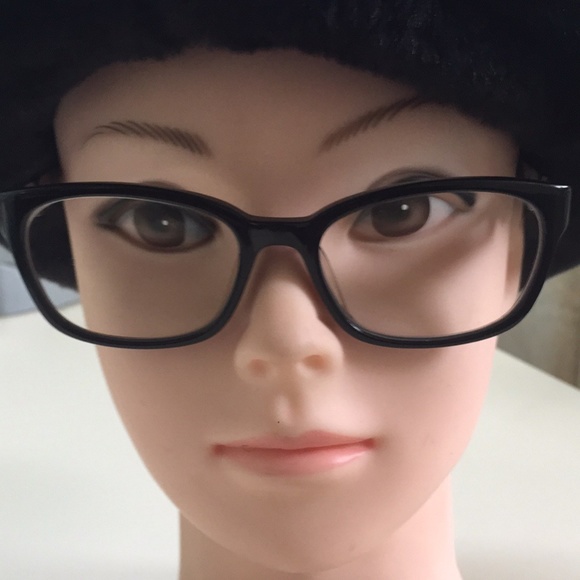 Michael Kors Prescription Glasses ( Frame Only ) - Picture 3 of 8